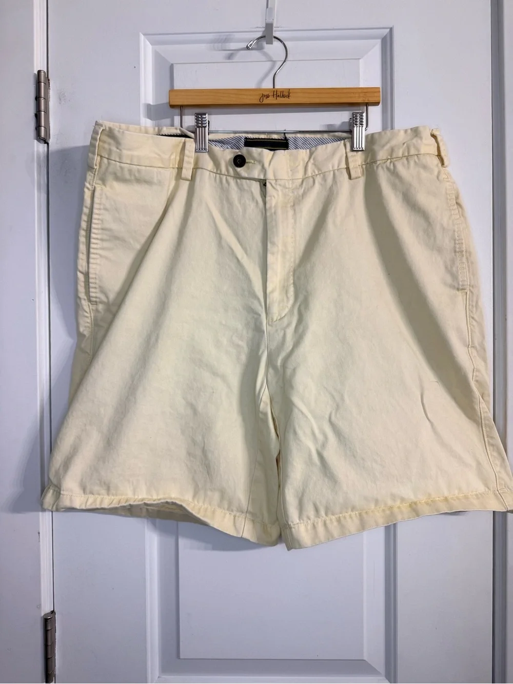 Orvis Men’s 38 Yellow Cotton Chino Shorts 9” Inseam Casual Golf